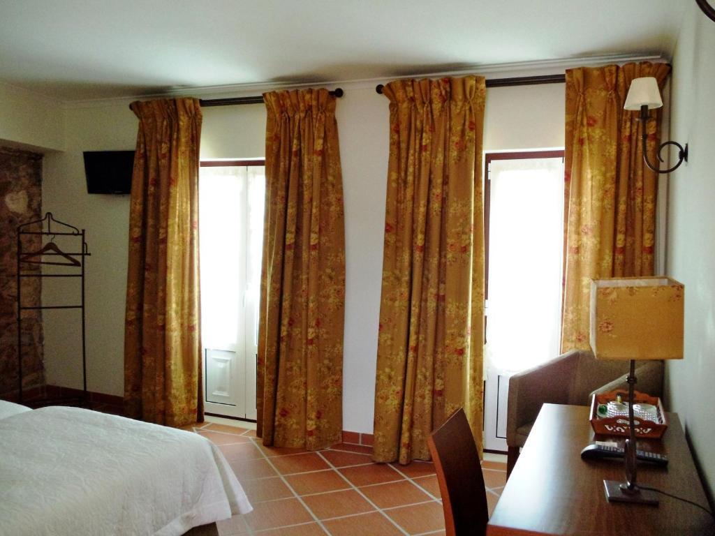 Отель Casa Do Largo - Golega - Turismo De Habitacao Номер фото
